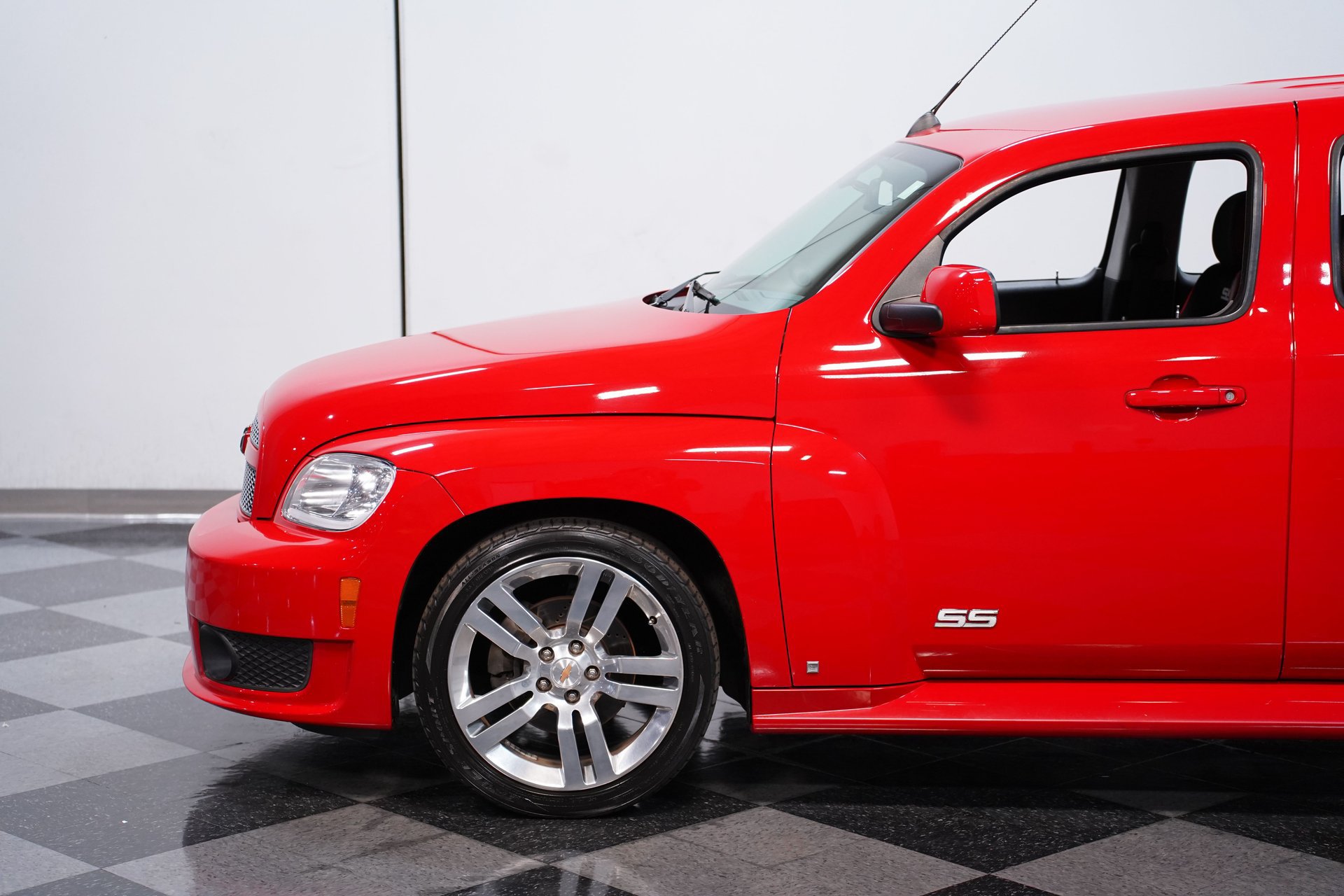 Used 2008 Chevrolet HHR SS FWD image 19