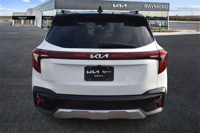 Certified 2025 Kia Seltos S image 4