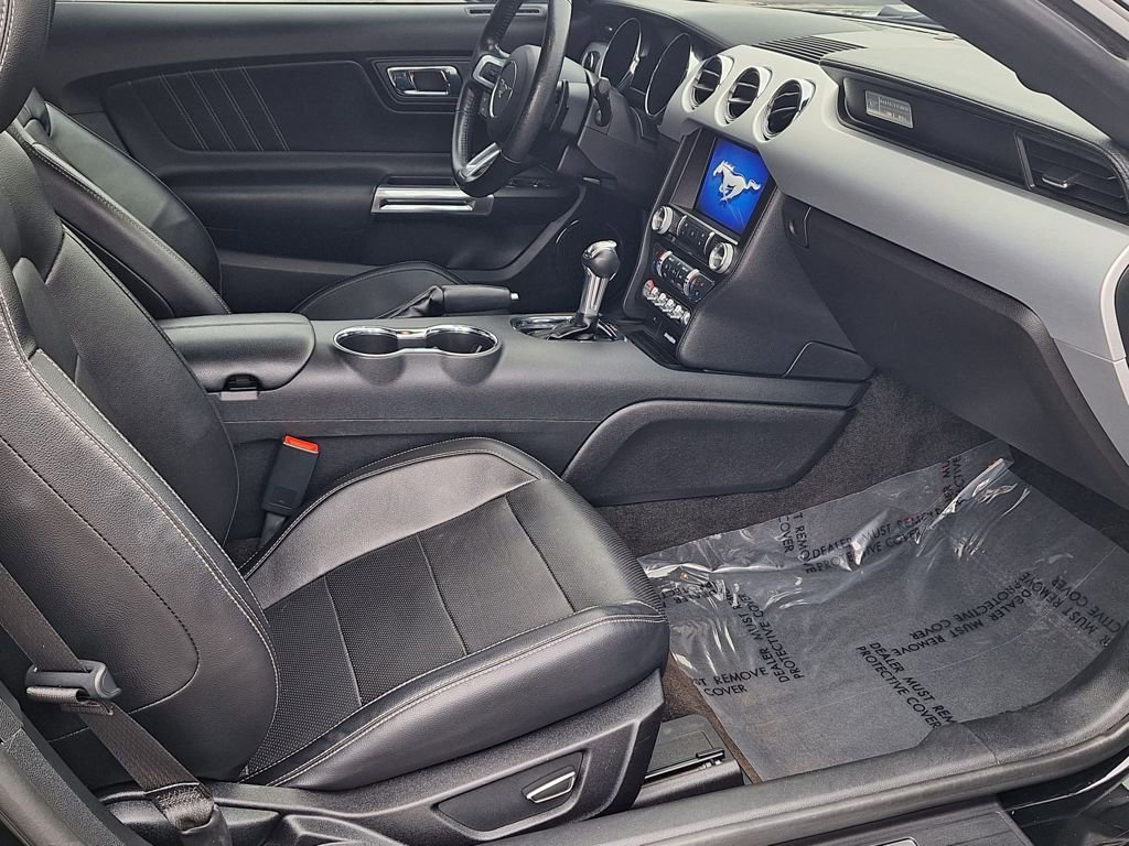 Used 2017 Ford Mustang GT Premium w/ Equipment Group 401A image 25