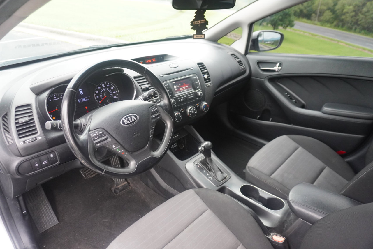 Used 2014 Kia Forte EX image 15