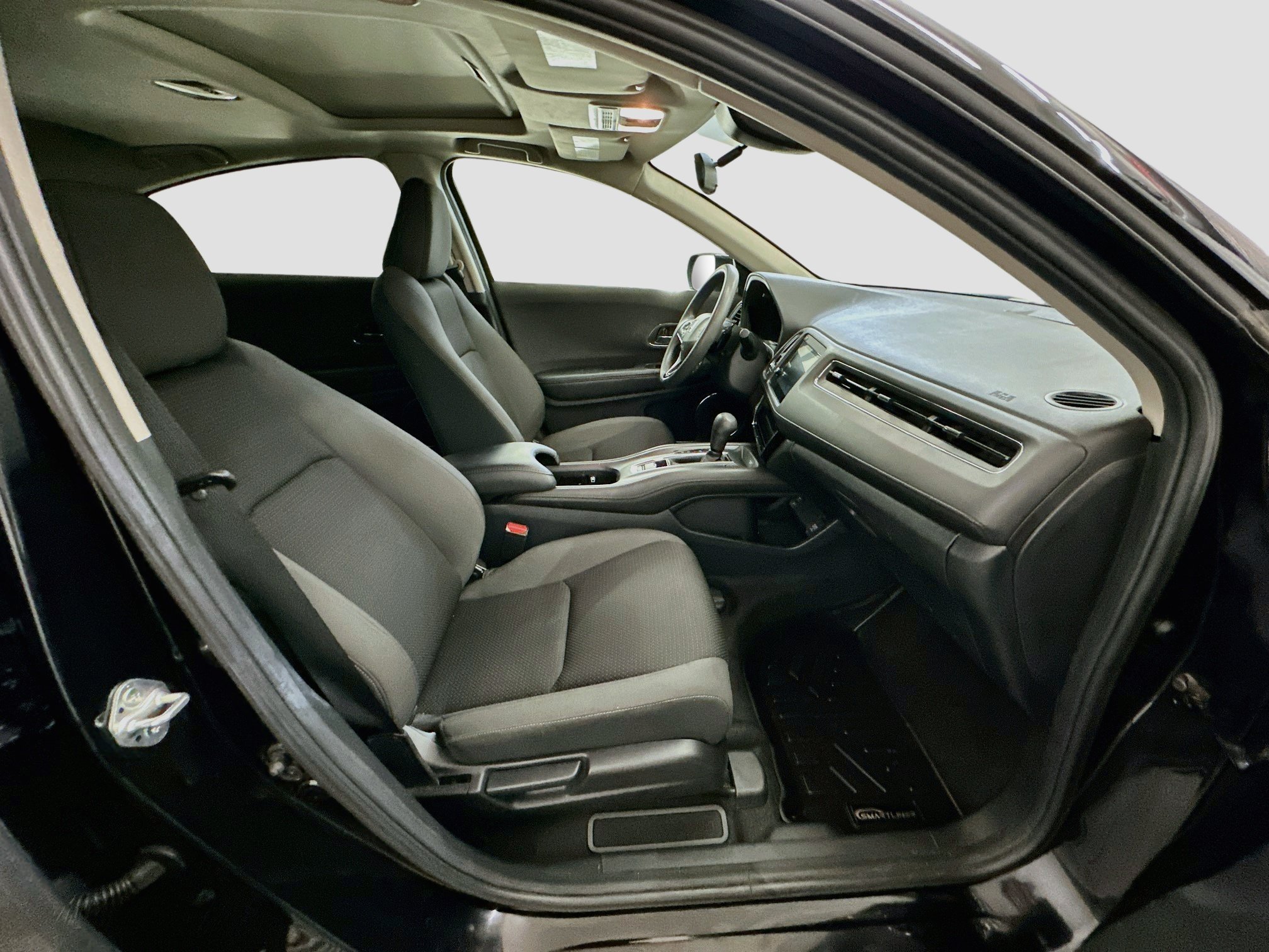 Used 2022 Honda HR-V EX image 32