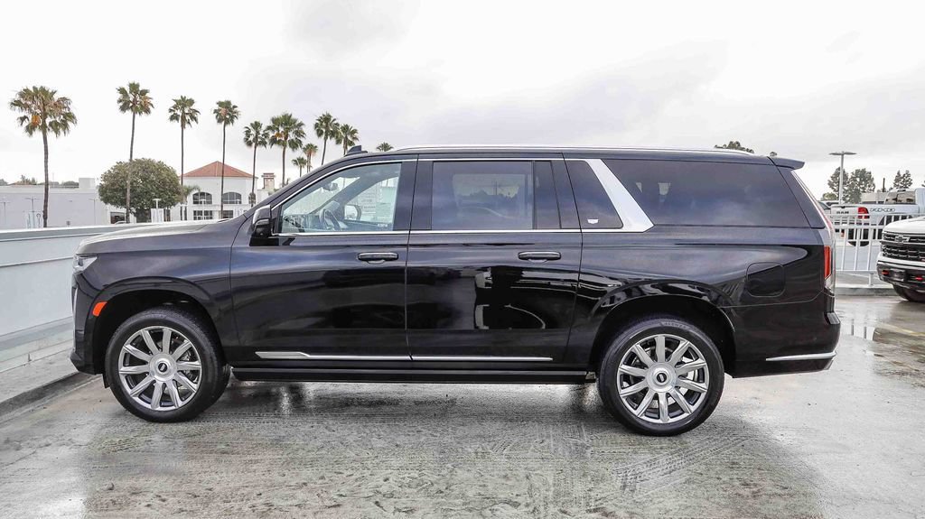 Used 2024 Cadillac Escalade ESV Premium Luxury Platinum AWD/4WD image 14