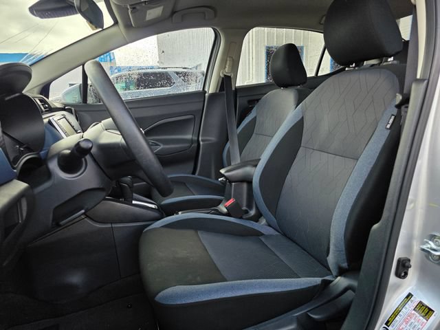 Used 2025 Nissan Versa SV FWD image 12