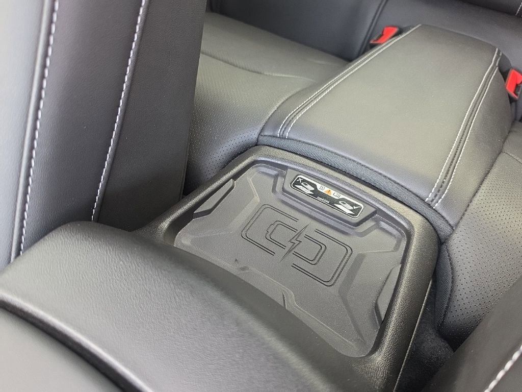 Used 2016 Chevrolet Camaro SS image 19