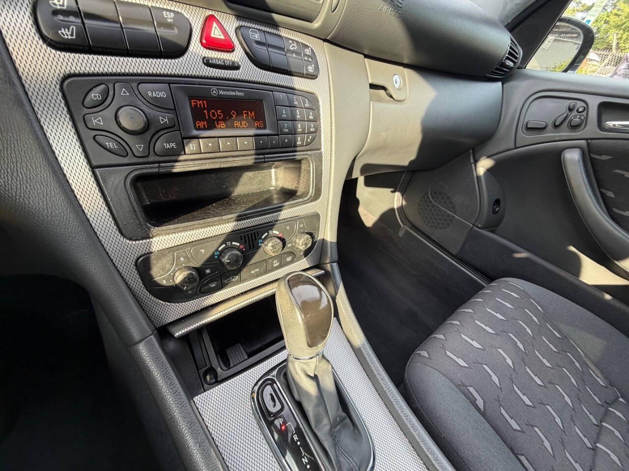 Used 2002 Mercedes-Benz C 230 Coupe image 18