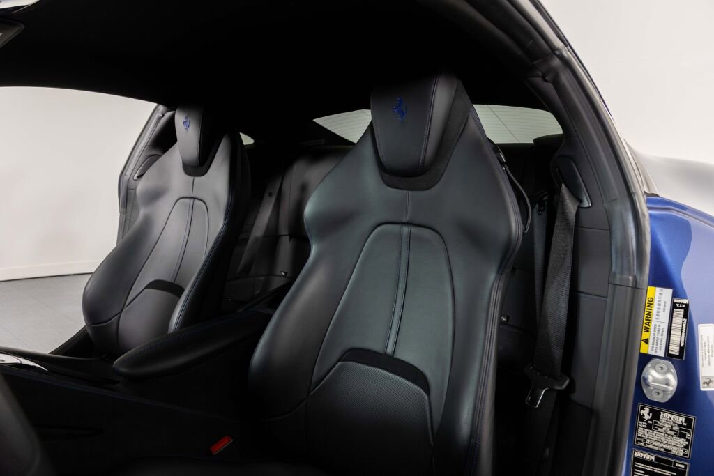 Certified 2021 Ferrari Roma image 18