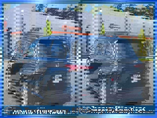 Certified 2023 Toyota Sienna XSE w/ XSE Plus Package image 8