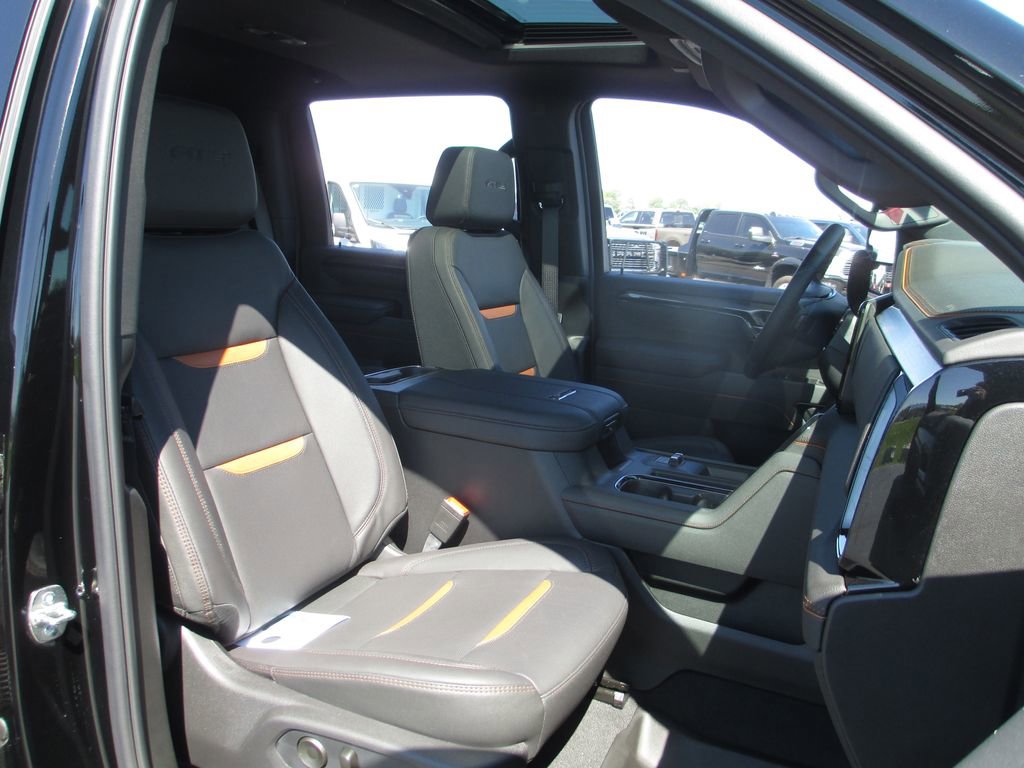 Used 2026 GMC Sierra 2500 AT4 w/ AT4 Premium Plus Package AWD/4WD image 25