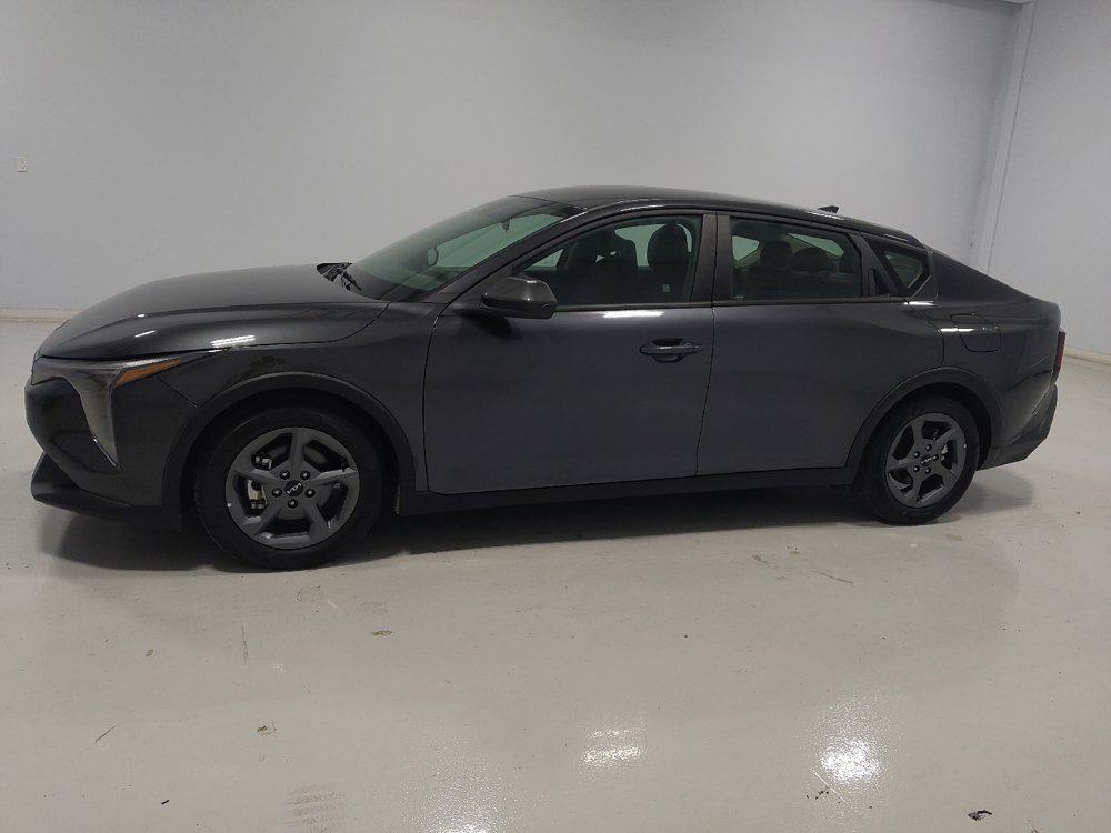 Used 2025 Kia K4 FWD image 2