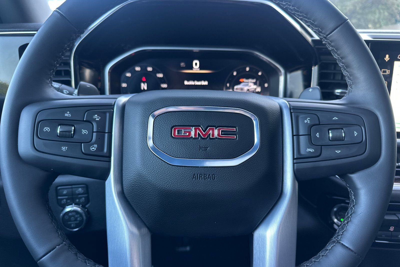 Used 2026 GMC Sierra 1500 Elevation w/ Elevation Premium Package AWD/4WD image 33