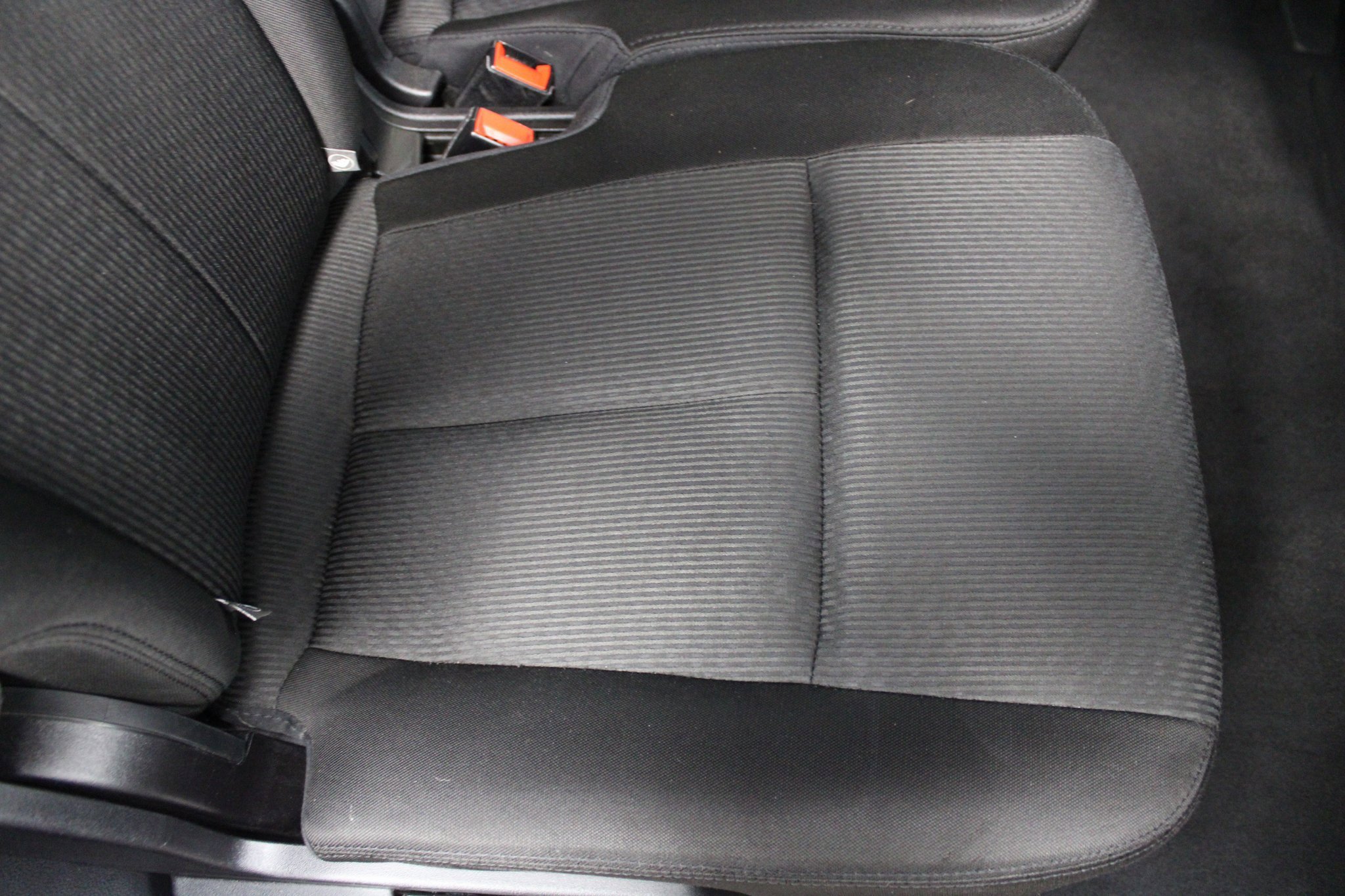 Used 2020 Ford Expedition XLT image 27