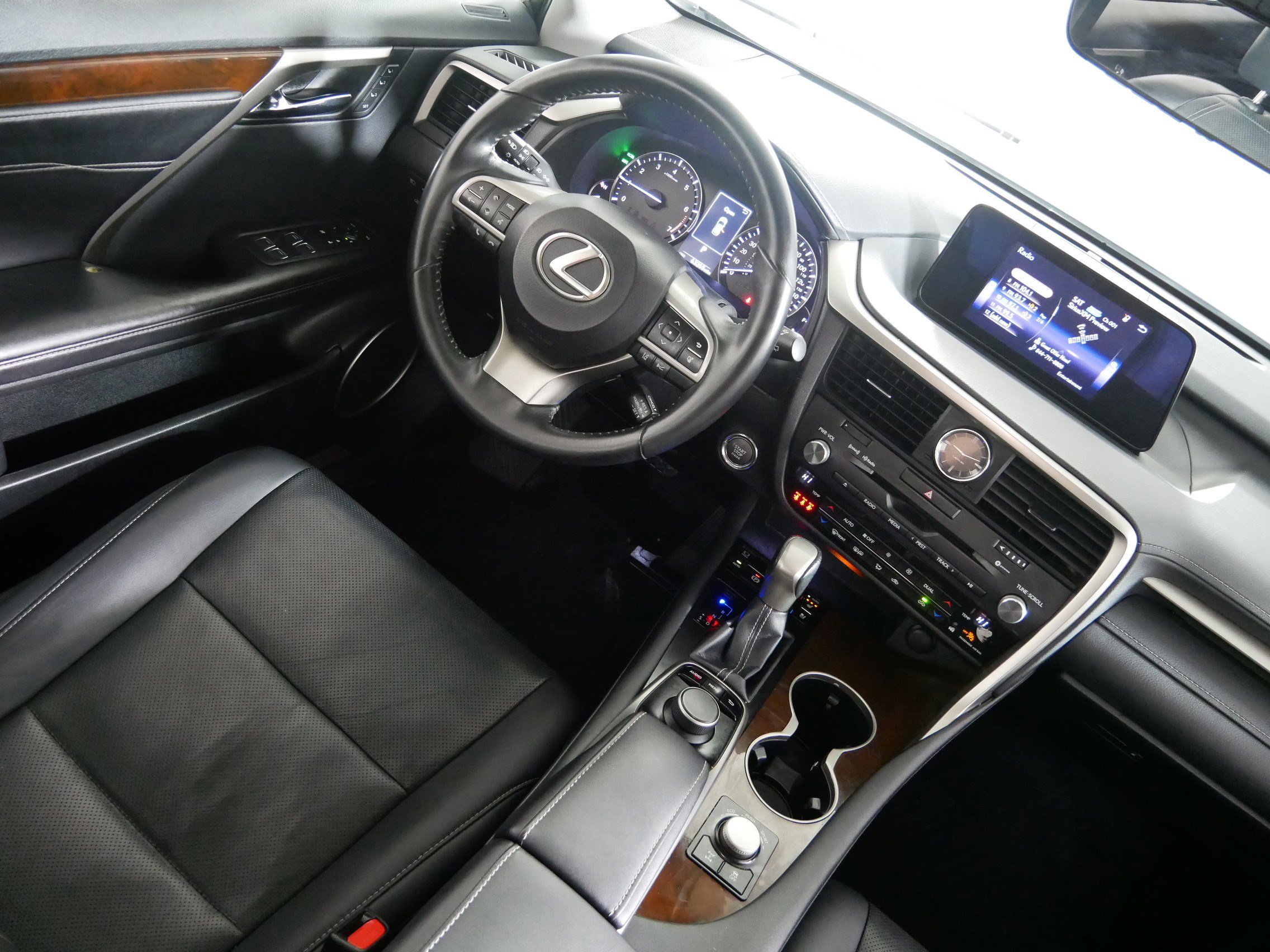 Used 2018 Lexus RX 350 AWD image 9