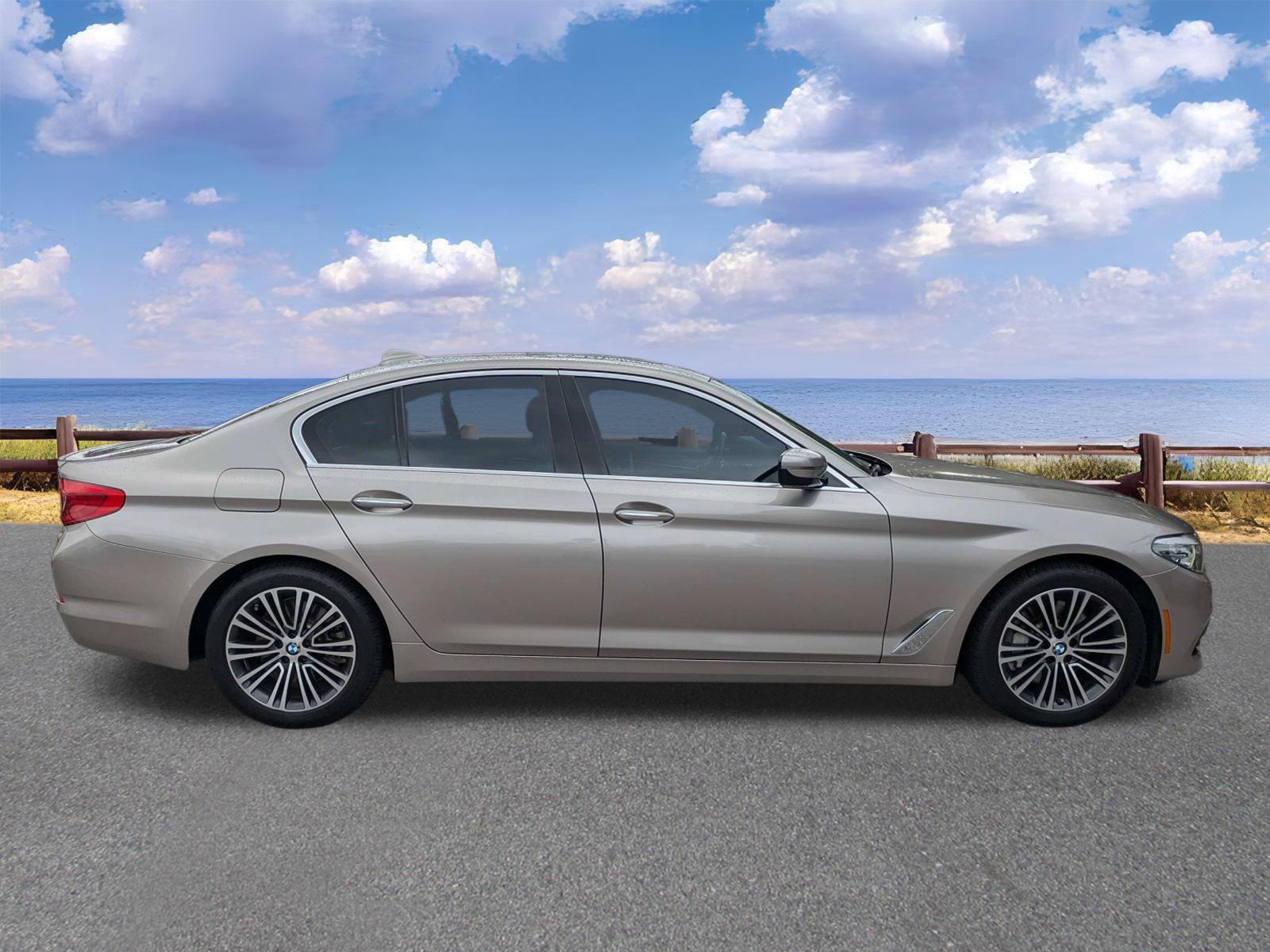 Used 2018 BMW 540i RWD image 9