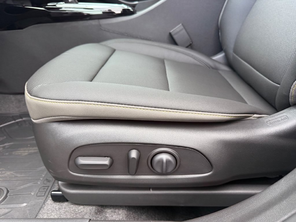 New 2026 Chevrolet Trax ACTIV FWD image 10