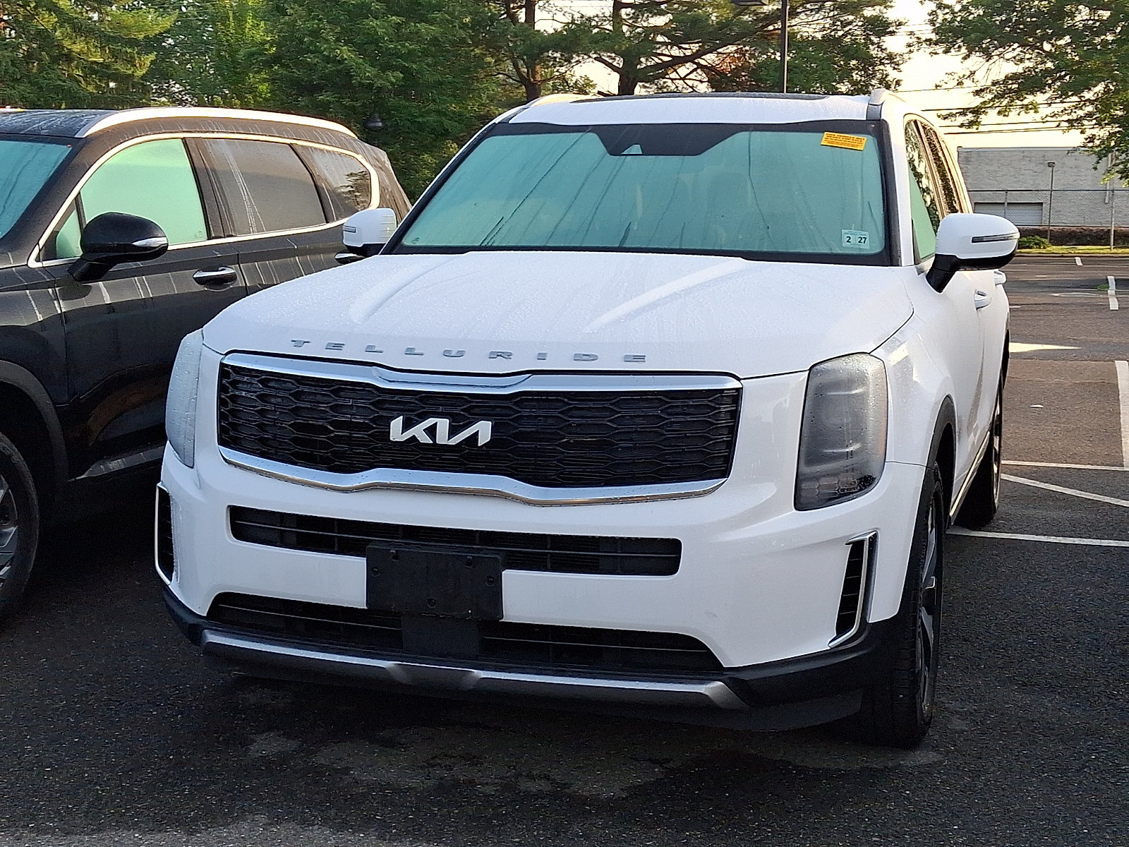 Used 2022 Kia Telluride S AWD/4WD image 2