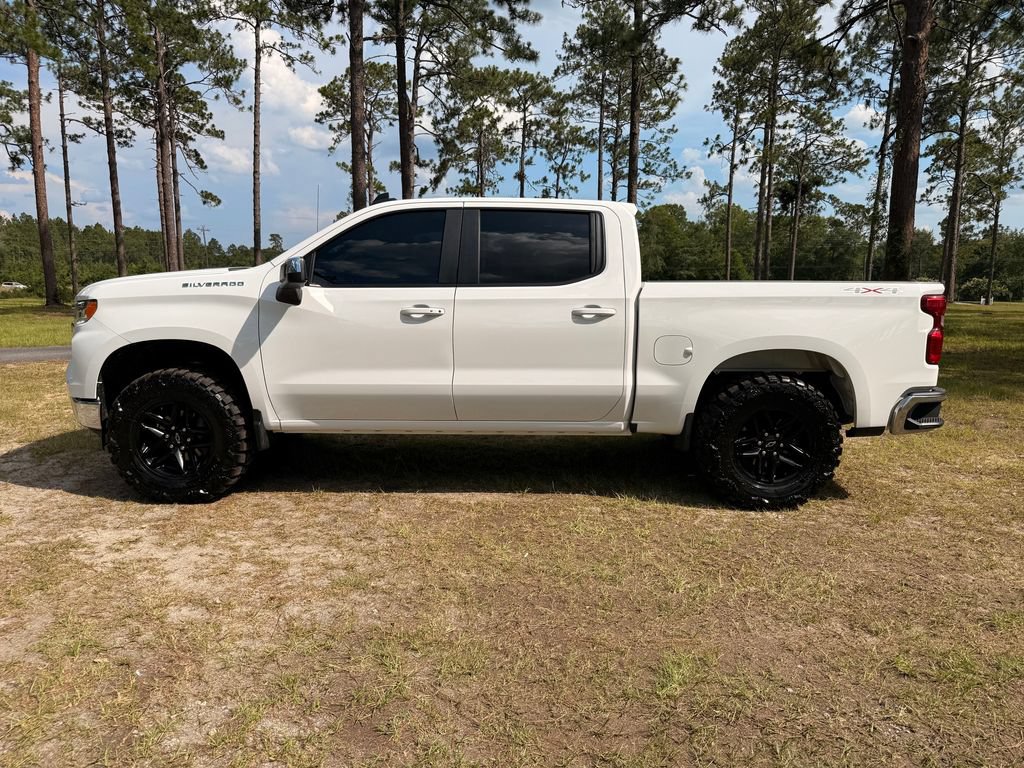 Used 2025 Chevrolet Silverado 1500 LT w/ Work Truck Package AWD/4WD image 2