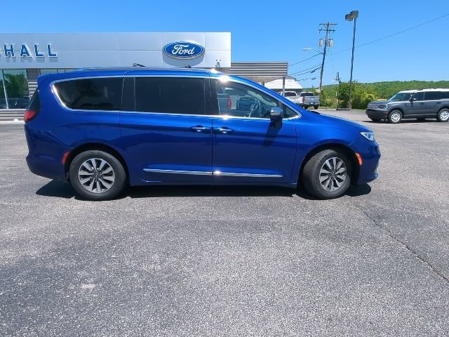 Used 2021 Chrysler Pacifica Limited FWD image 36