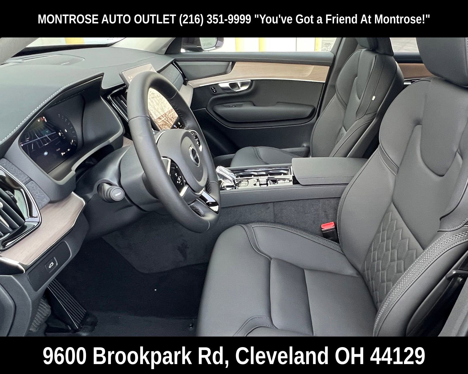 New 2026 Volvo XC90 B5 Plus w/ Protection Package Premier AWD/4WD image 12