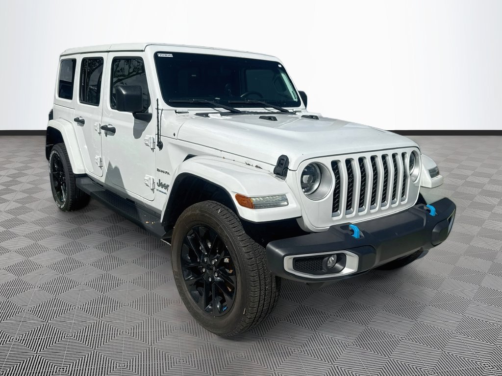 Certified 2023 Jeep Wrangler Unlimited Sahara w/ Cold Weather Group AWD/4WD image 4