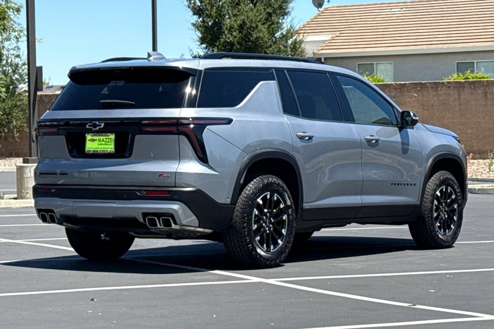 Used 2024 Chevrolet Traverse Z71 w/ Enhanced Driving Package AWD/4WD image 11