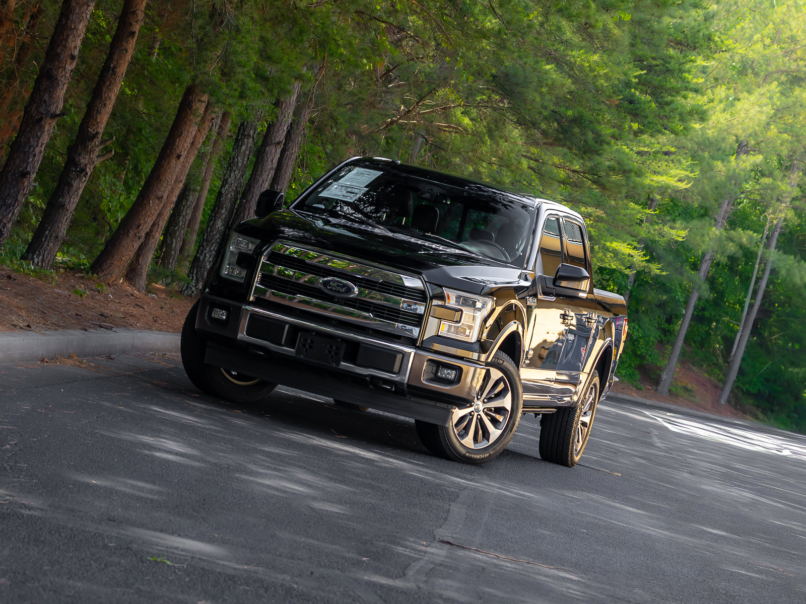 Used 2017 Ford F150 King Ranch w/ Equipment Group 601A Luxury AWD/4WD image 22