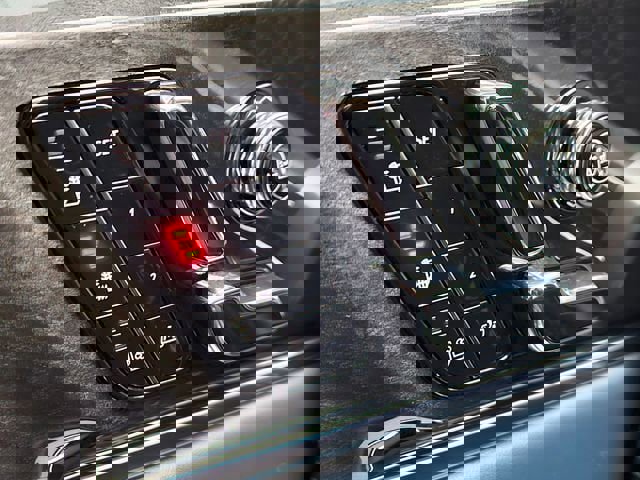 New 2025 Cadillac Escalade IQ Luxury 2 image 22