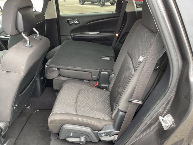 Used 2016 Dodge Journey SE w/ Flexible Seating Group FWD image 54