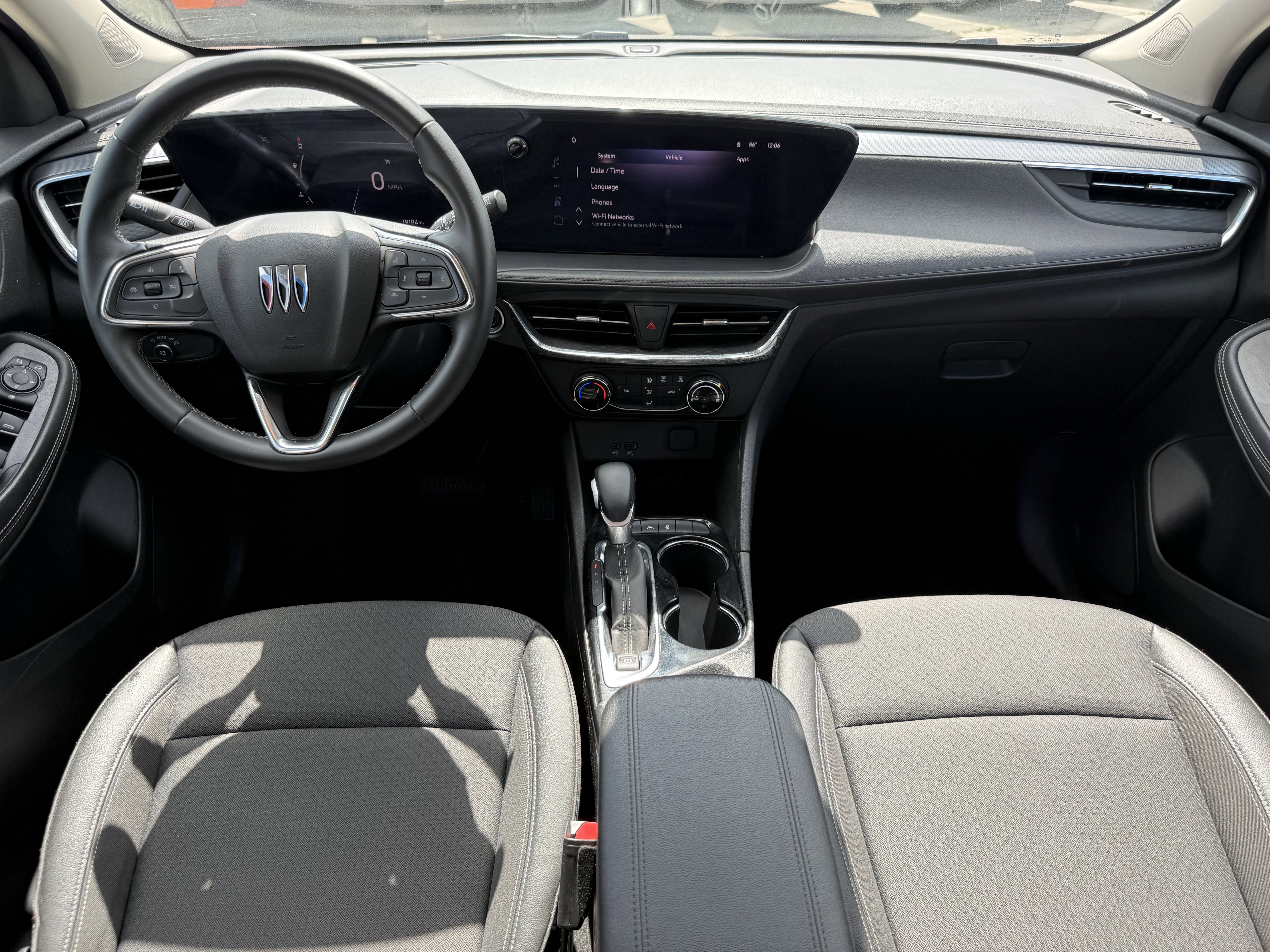 Used 2025 Buick Encore GX Preferred FWD image 13