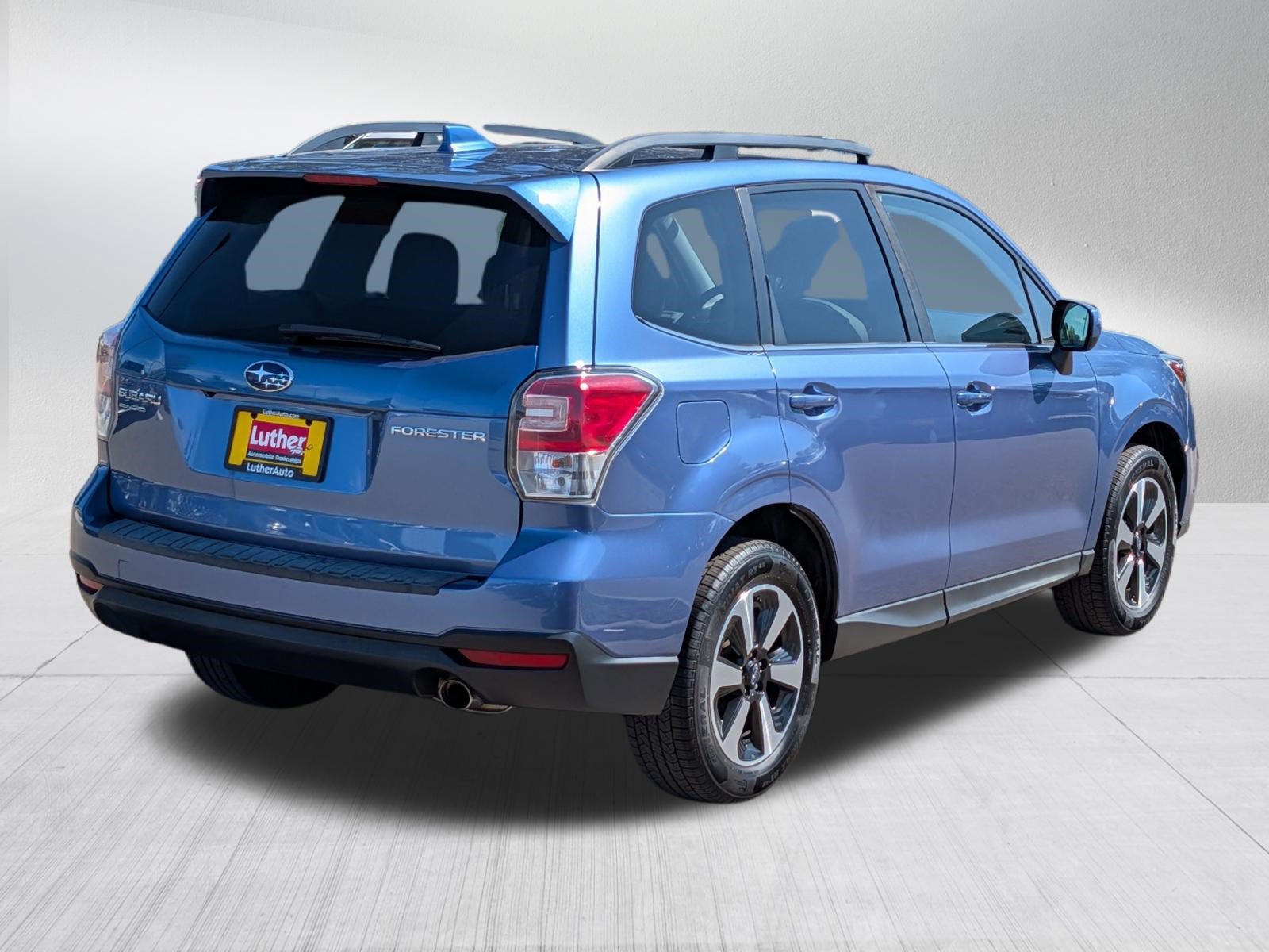 Used 2018 Subaru Forester 2.5i Limited AWD/4WD image 7