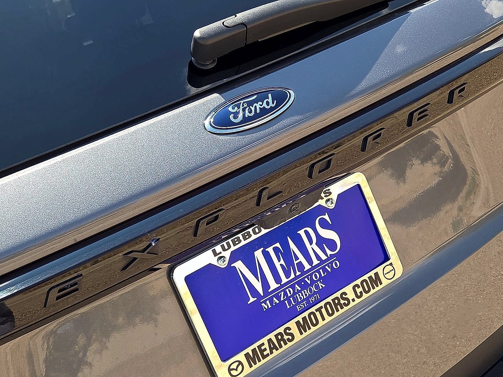 Used 2025 Ford Explorer ST w/ Sun And Sound Package AWD/4WD image 11