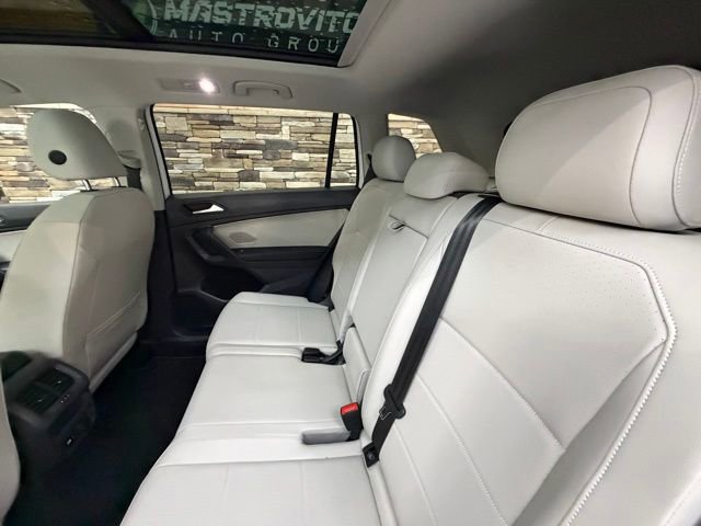 Used 2021 Volkswagen Tiguan SE w/ Panoramic Sunroof Package AWD/4WD image 32