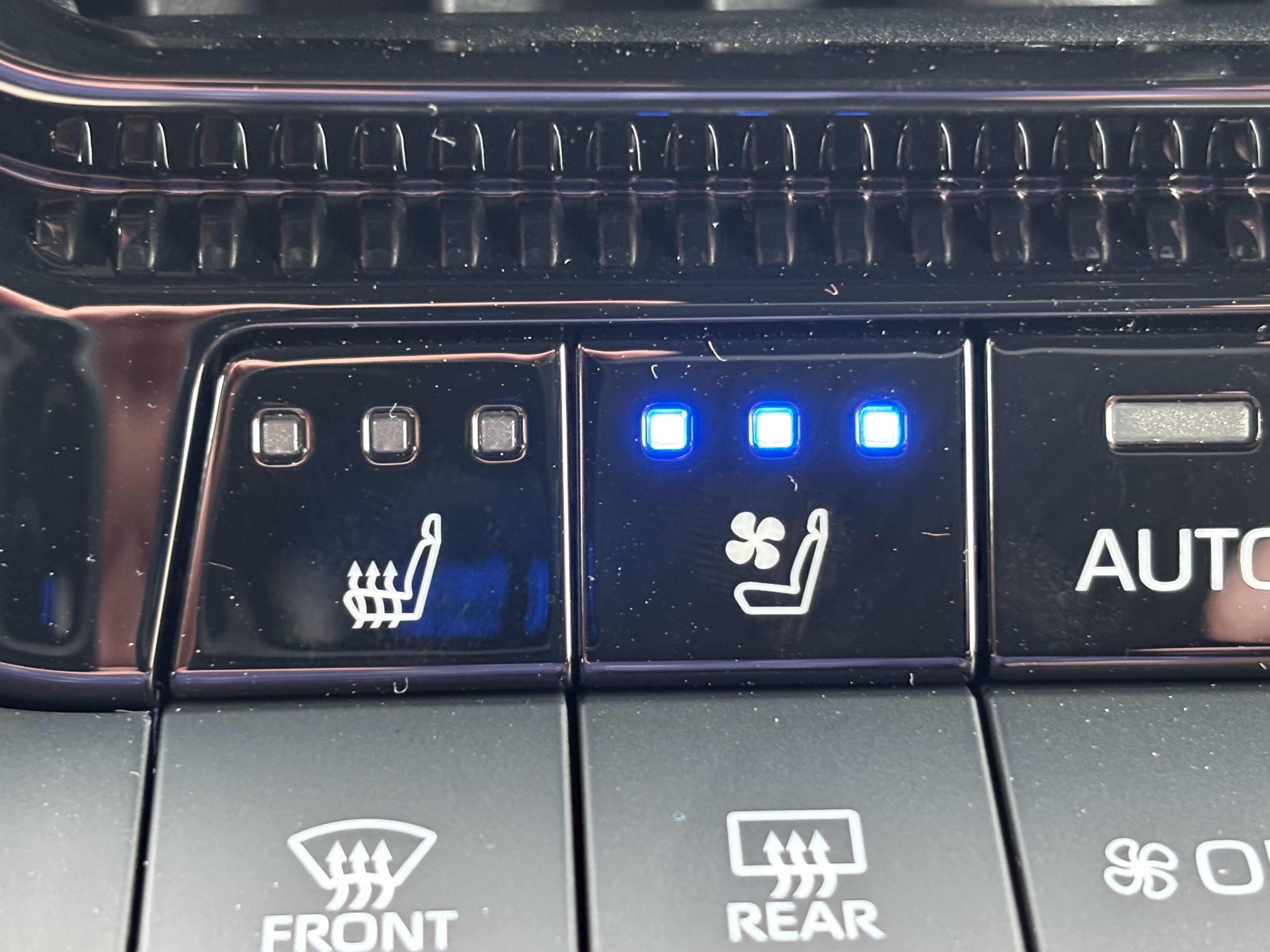 Certified 2027 Toyota Land Cruiser AWD/4WD image 28