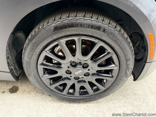 Used 2015 MINI Cooper 4-Door Hardtop FWD image 24