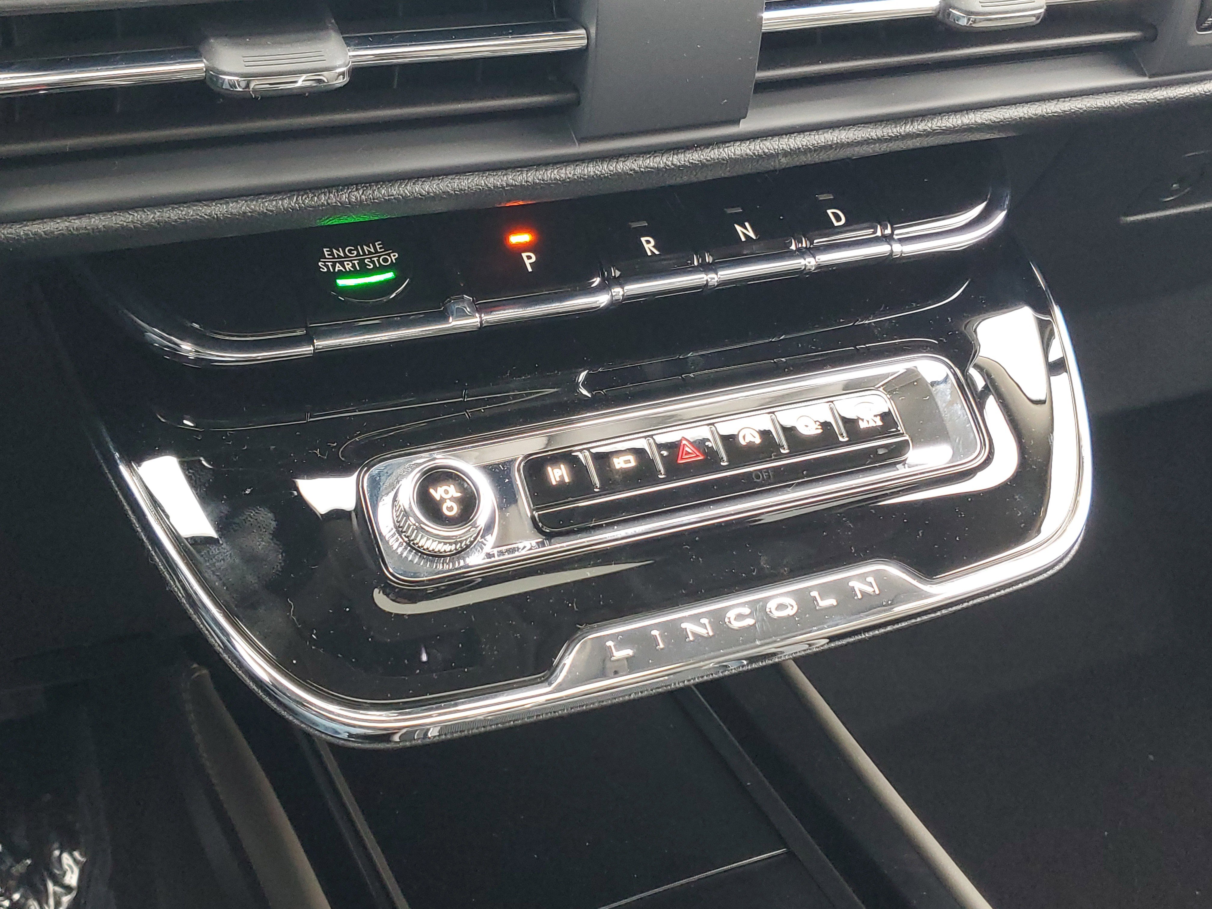 New 2026 Lincoln Corsair Premiere image 22