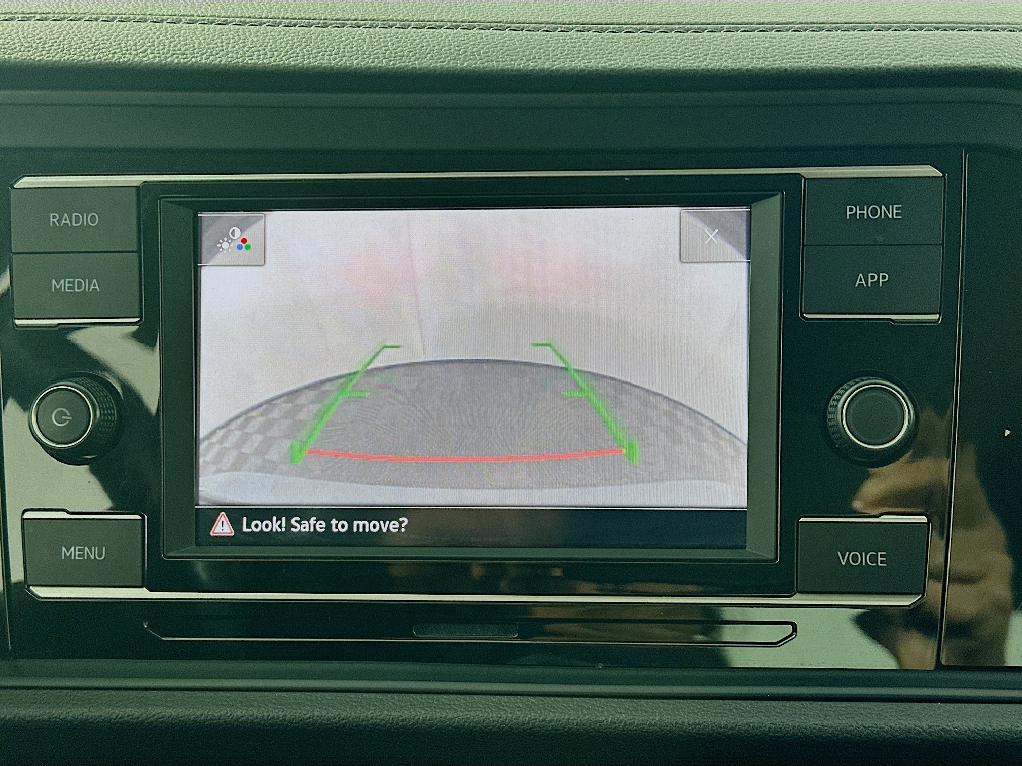 Used 2024 Volkswagen Jetta SE image 22