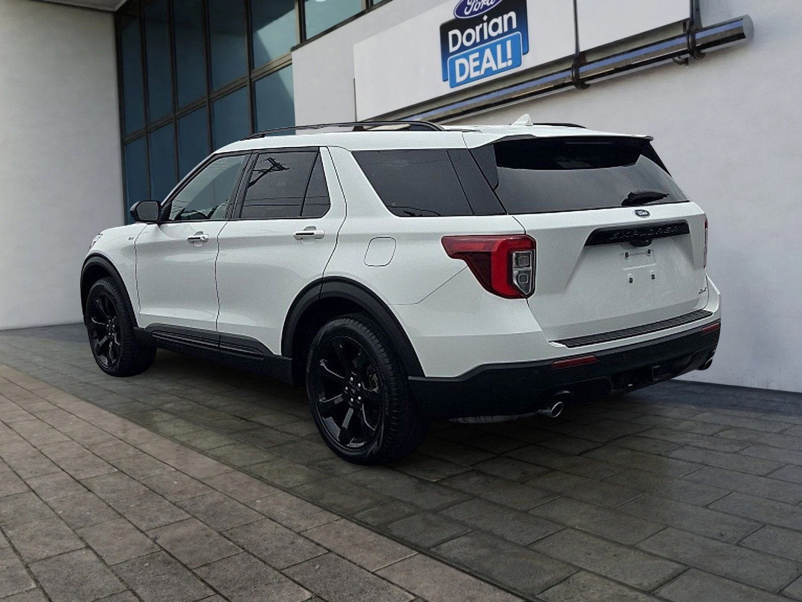 Certified 2024 Ford Explorer ST-Line w/ Class IV Trailer Tow Package AWD/4WD image 5