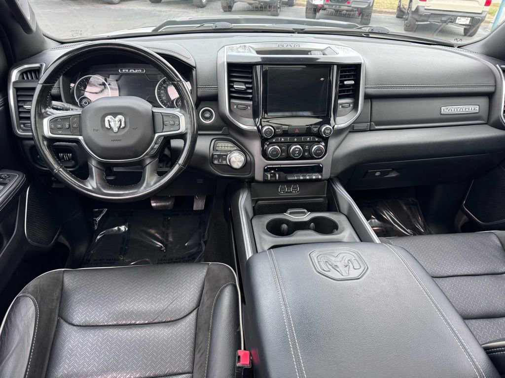 Used 2022 RAM 1500 Laramie w/ Sport Appearance Package image 6