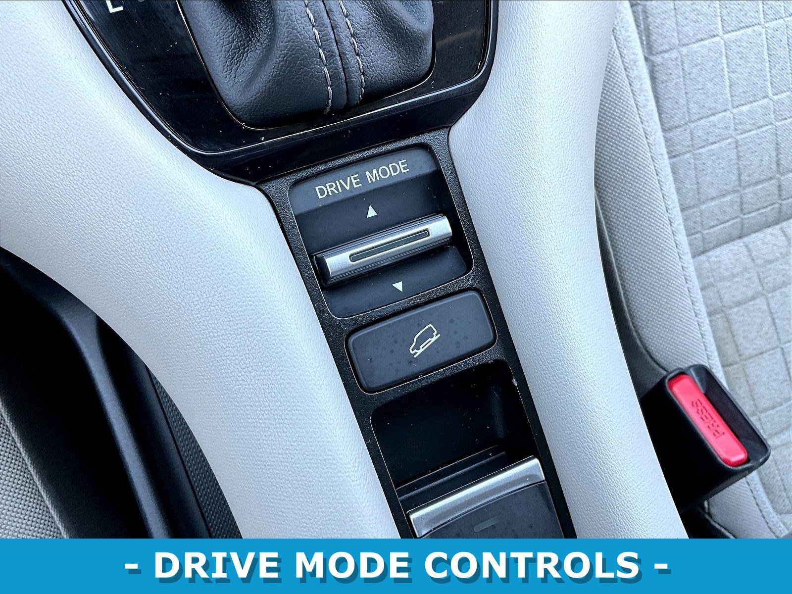 Certified 2026 Honda HR-V LX image 36