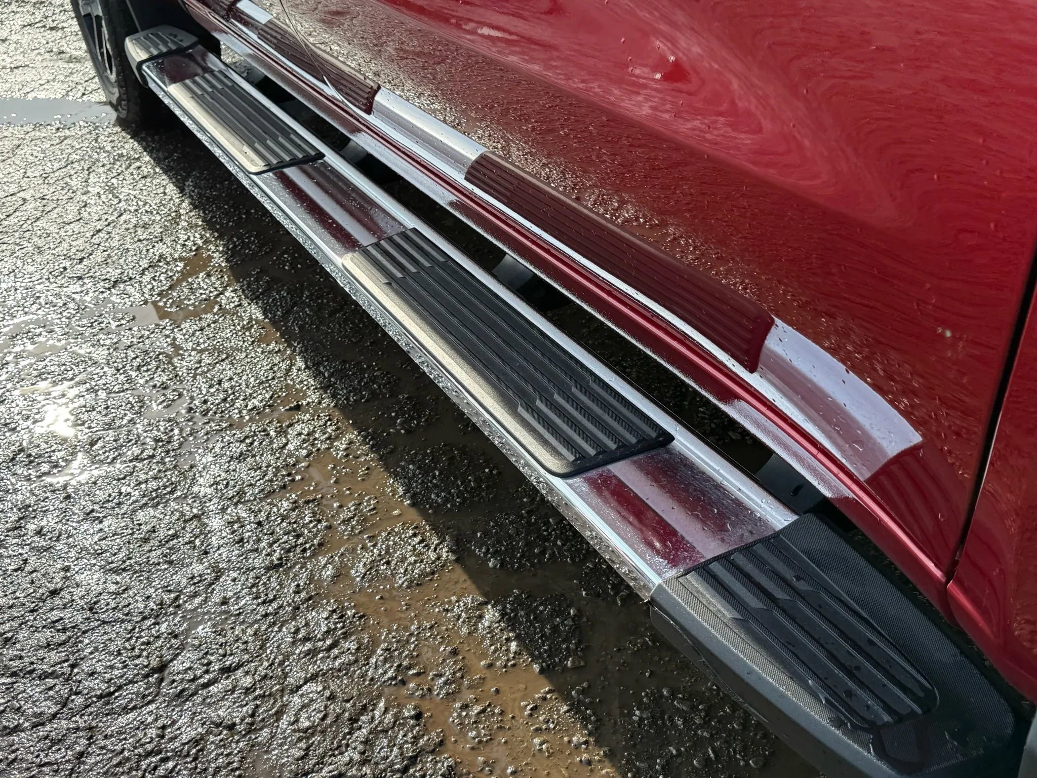 Used 2025 Chevrolet Silverado 1500 RST image 24