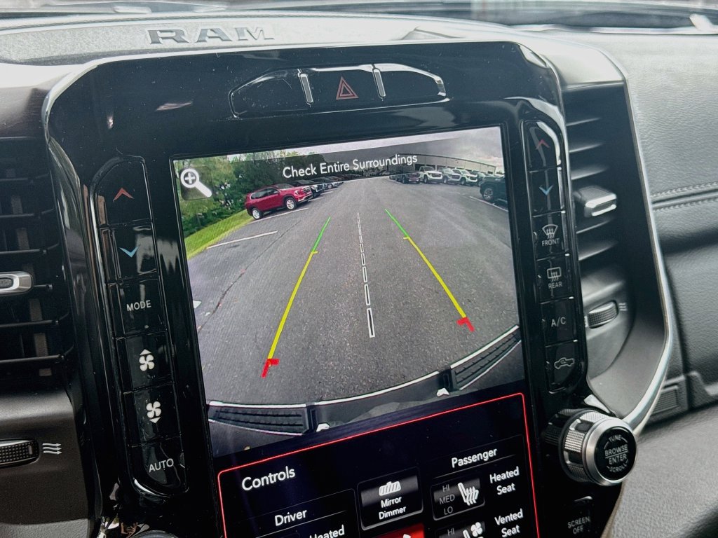Used 2021 RAM 1500 Laramie AWD/4WD image 17