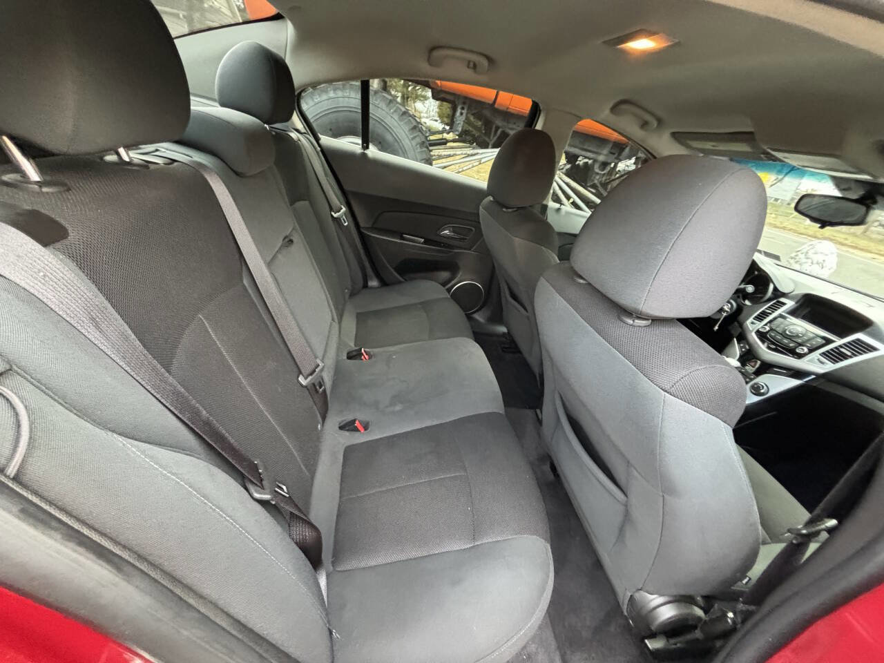 Used 2011 Chevrolet Cruze LT image 17