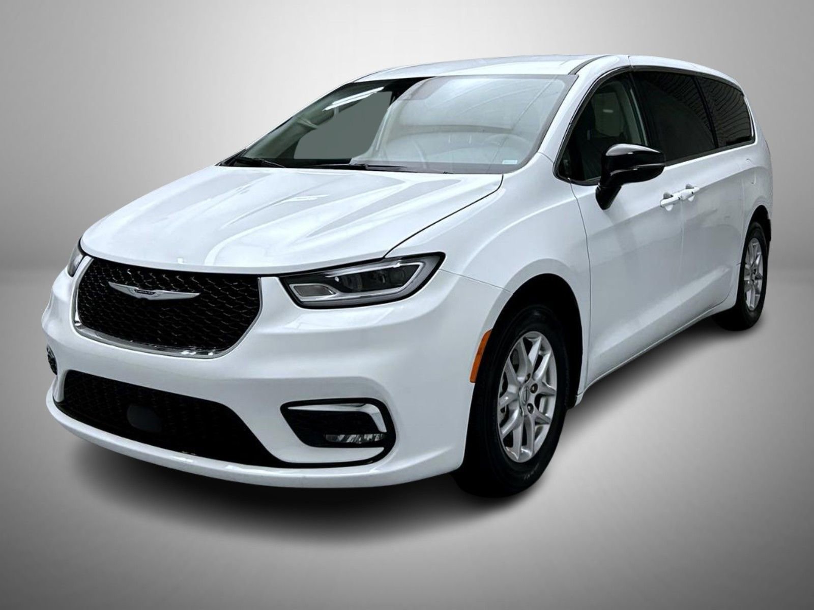 Used 2024 Chrysler Pacifica Touring-L