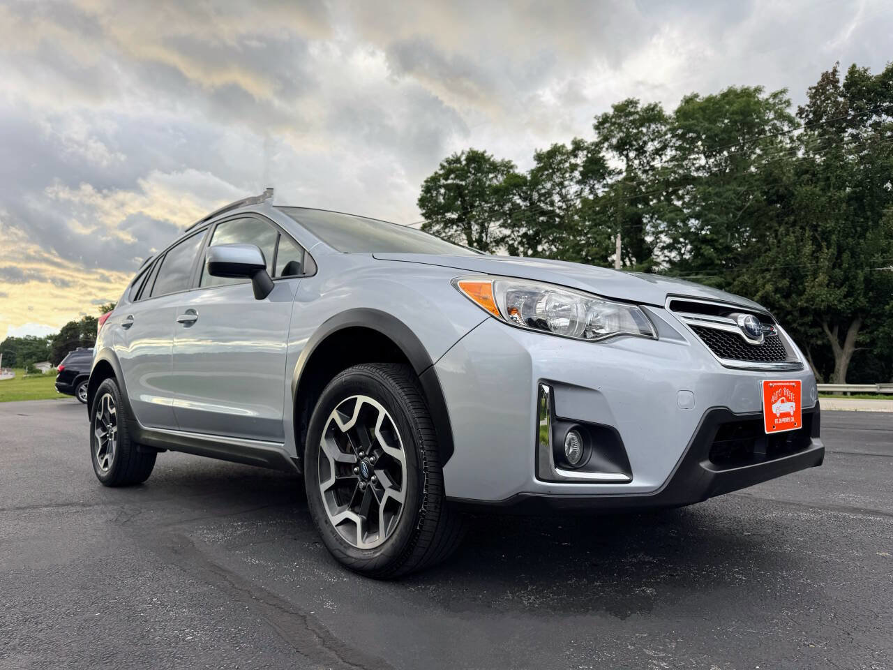Used 2016 Subaru Crosstrek 2.0i Premium image 2