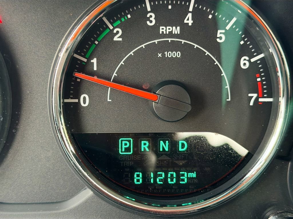 Used 2015 Jeep Wrangler Sport w/ Connectivity Group AWD/4WD image 13