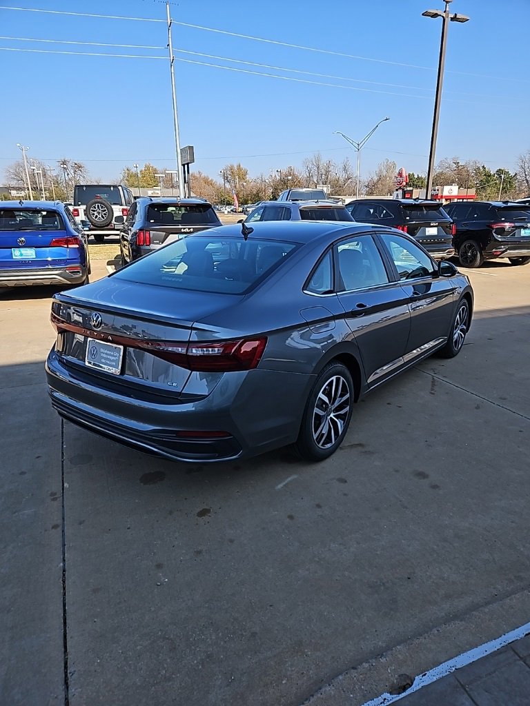 New 2026 Volkswagen Jetta SE image 5