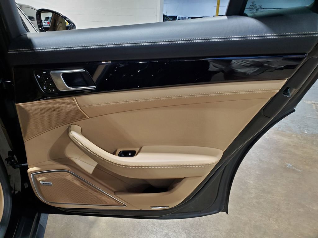 Used 2018 Porsche Panamera Turbo image 24
