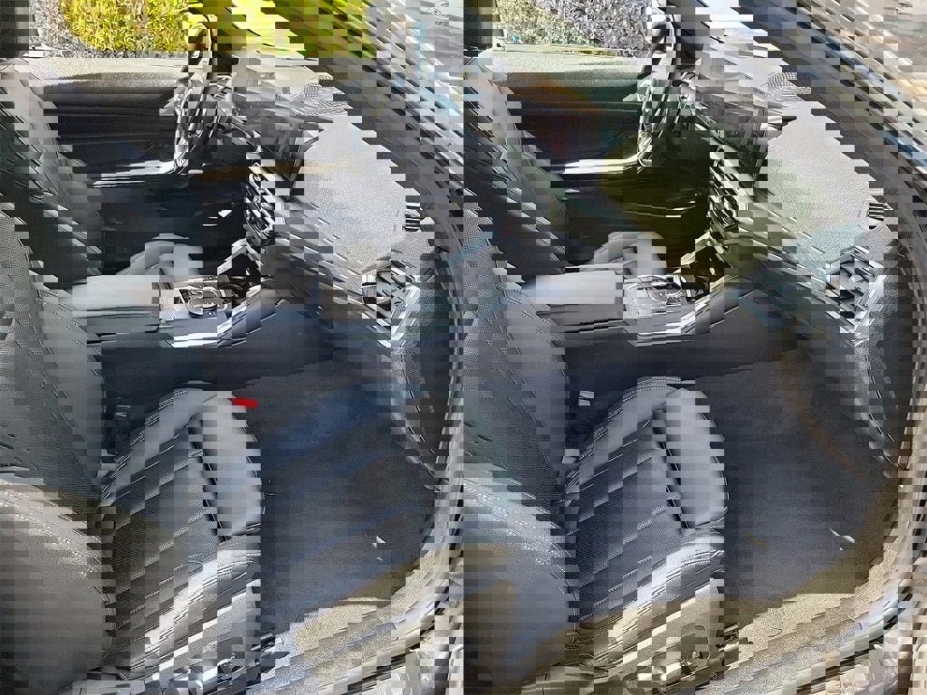 Used 2024 BMW M440i Coupe w/ Premium Package image 21