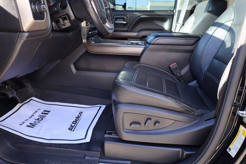 Used 2018 GMC Sierra 2500 Denali w/ Duramax Plus Package image 11