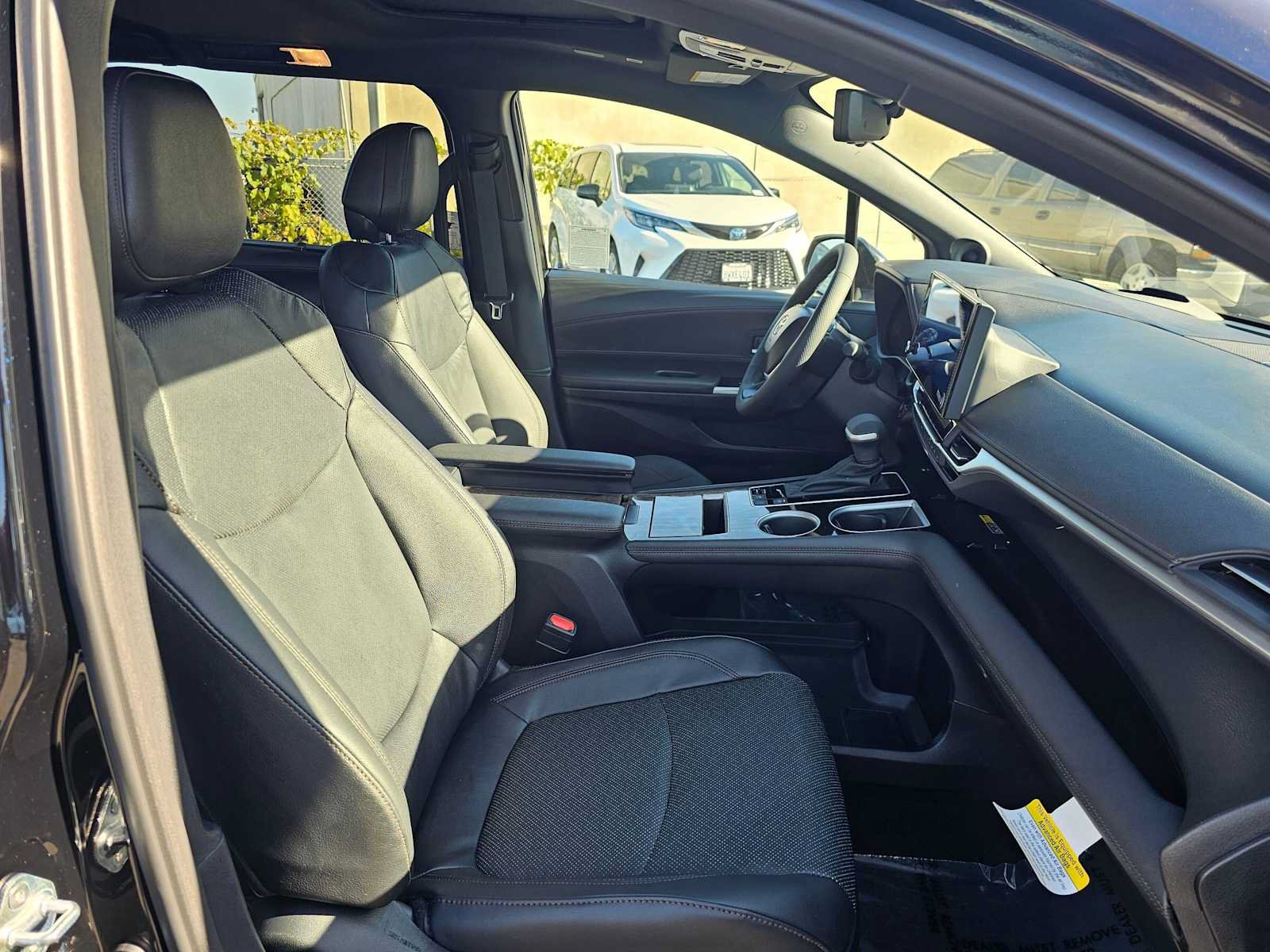 New 2026 Toyota Sienna Platinum AWD/4WD image 10