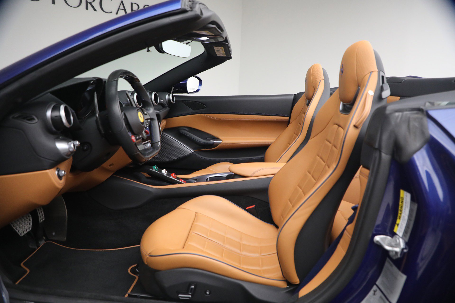 Certified 2020 Ferrari Portofino RWD image 15